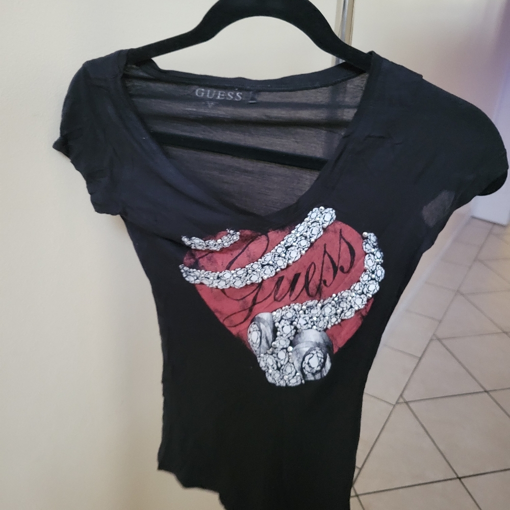 Guess t-shirt